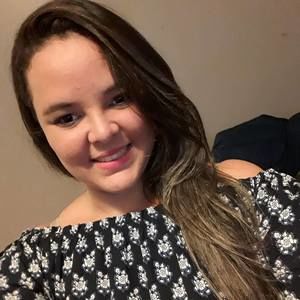 Meet your Posher, Raquel